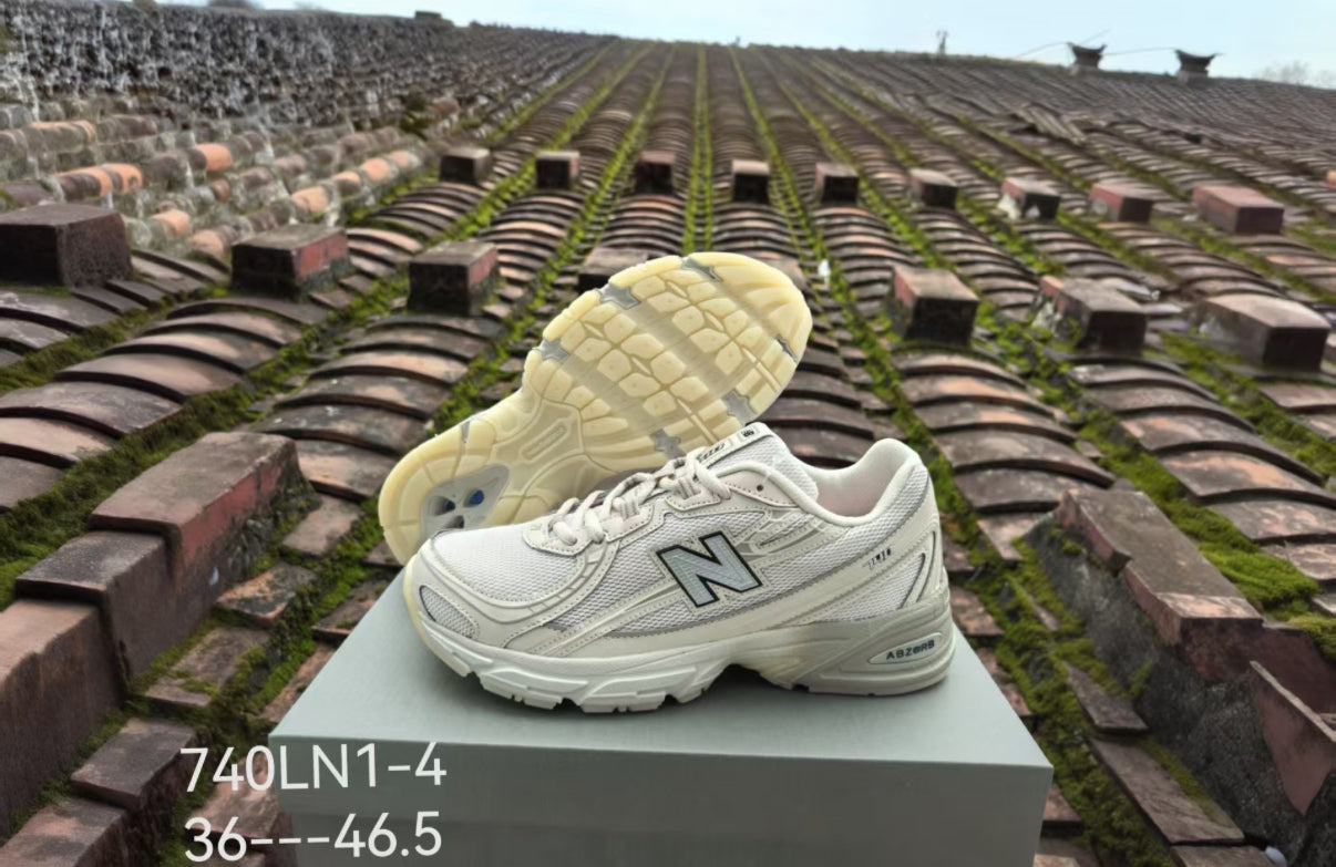 New Balance 740 Beige Fresh